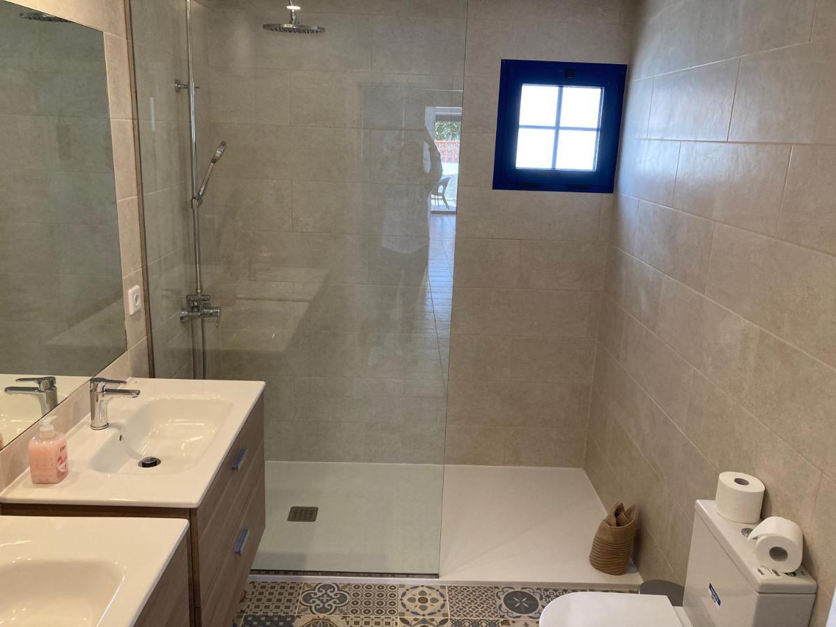קורלחו Beach House With The Heated Pool Next To Rocky Point מראה חיצוני תמונה