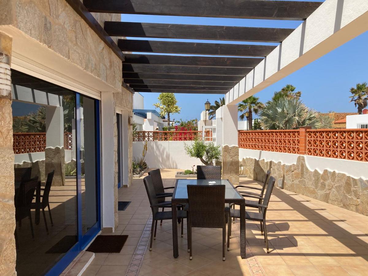 קורלחו Beach House With The Heated Pool Next To Rocky Point מראה חיצוני תמונה
