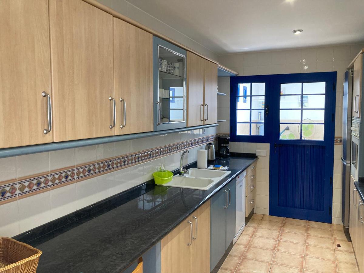 קורלחו Beach House With The Heated Pool Next To Rocky Point מראה חיצוני תמונה