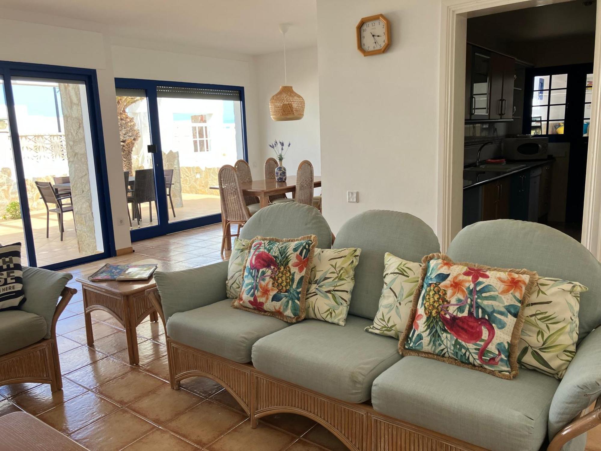 קורלחו Beach House With The Heated Pool Next To Rocky Point מראה חיצוני תמונה